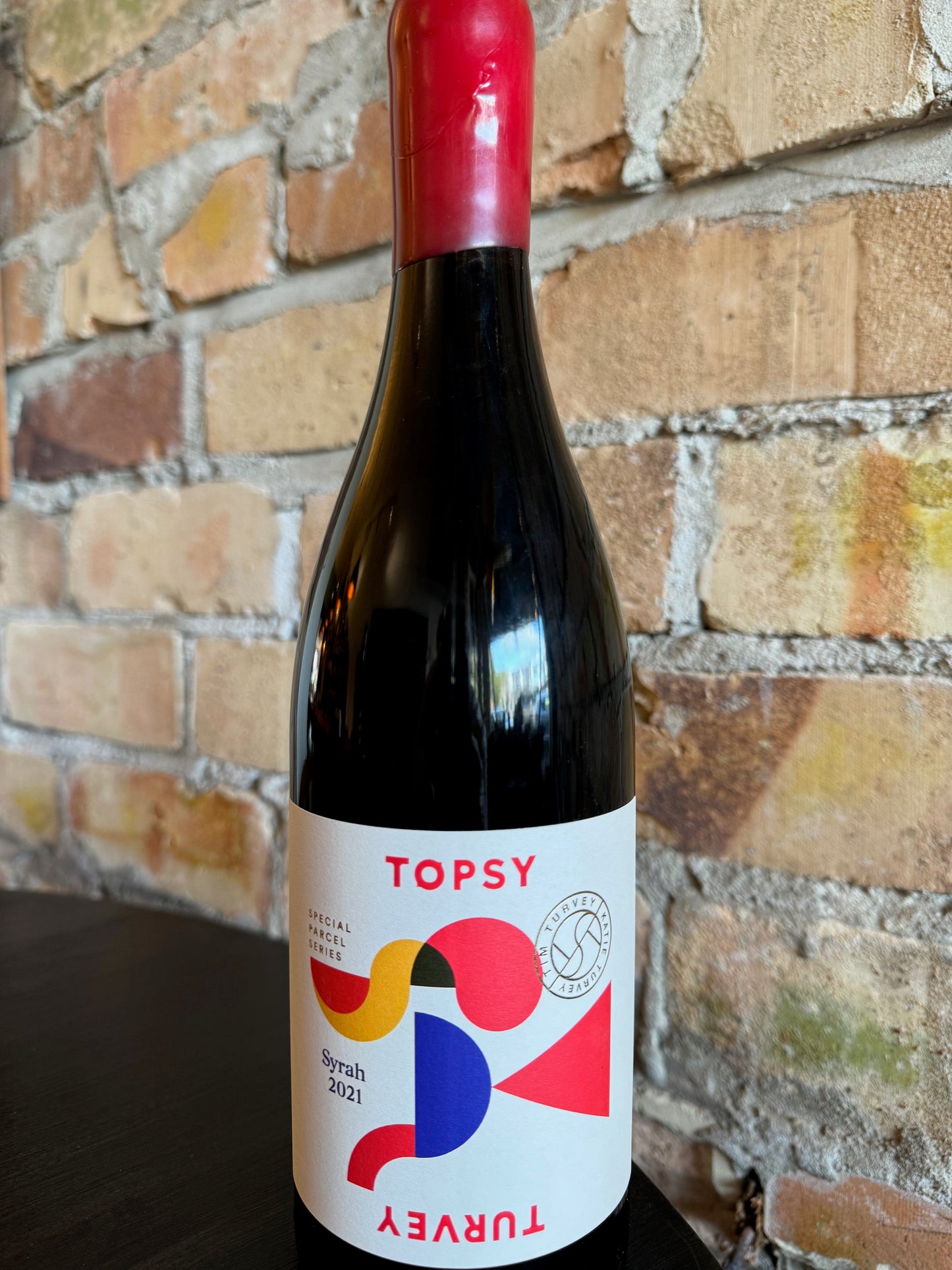 Topsy Turvey Syrah 2021