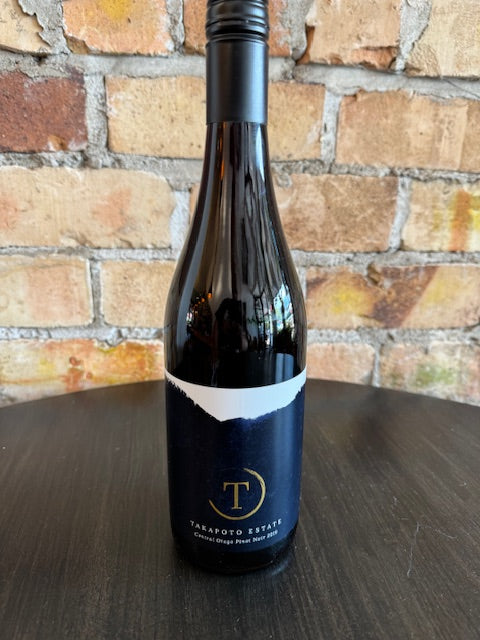 Takapoto Pinot Noir 2019