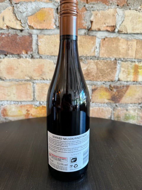 Seifried Pinot Noir 2021
